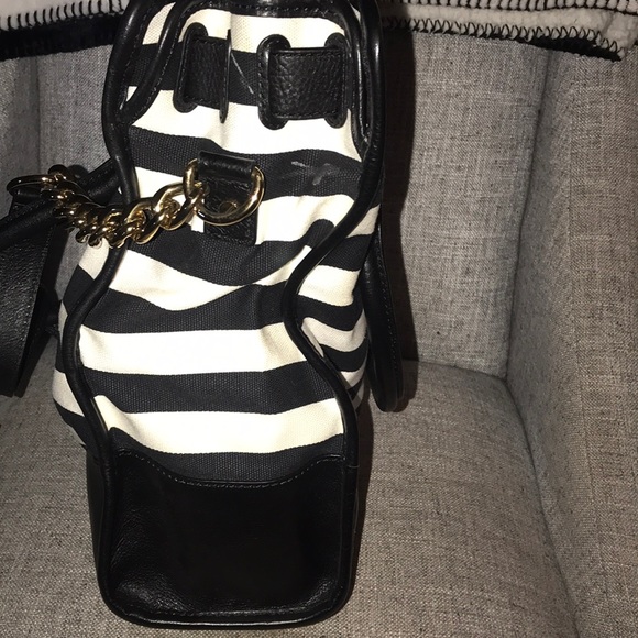 Michael Kors Shoulder Bag - Picture 4 of 6